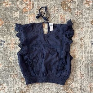 NWT AERIE navy broderie crop top with frill sleaves size xs with tie back